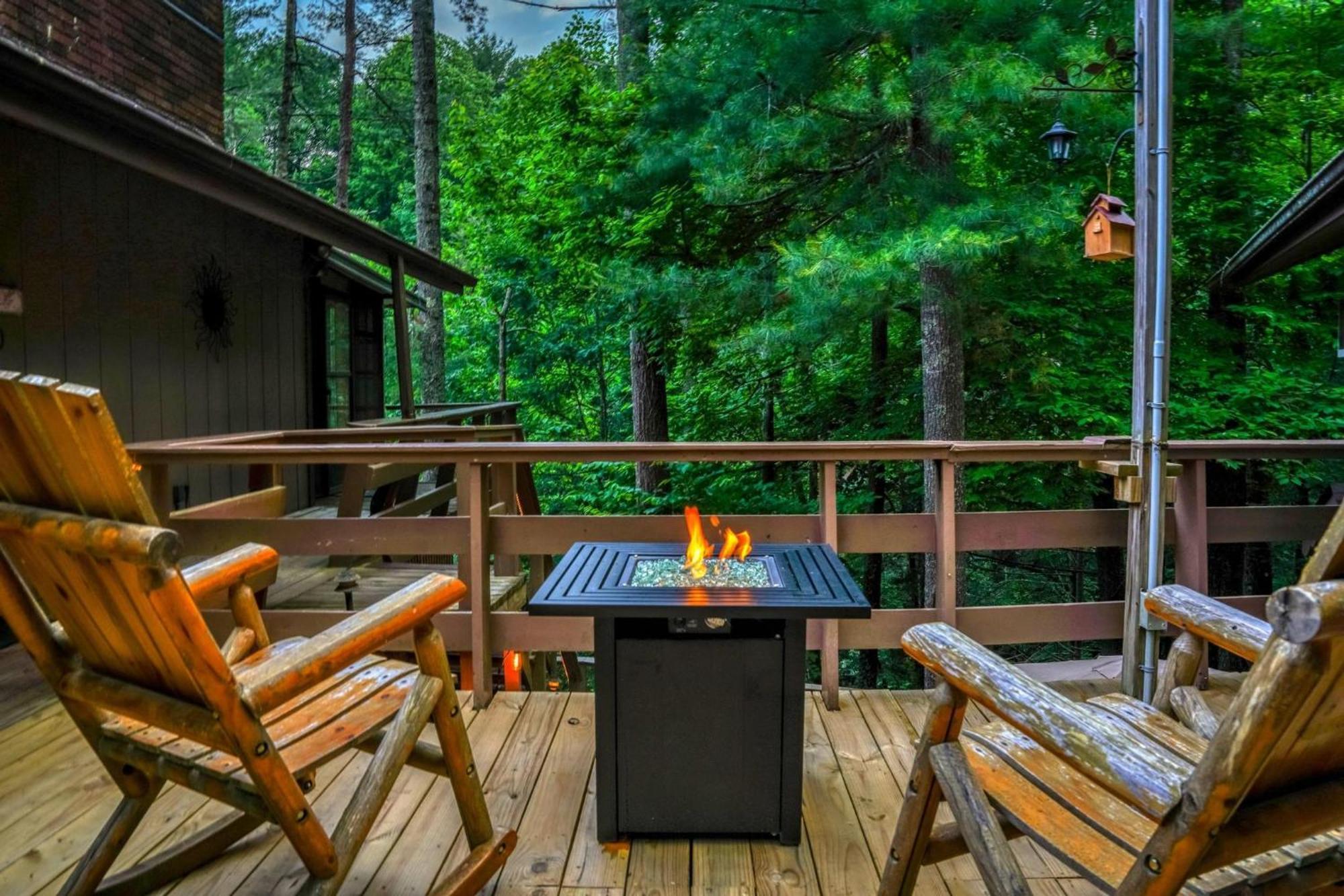Cascades Inn Tiger Luaran gambar