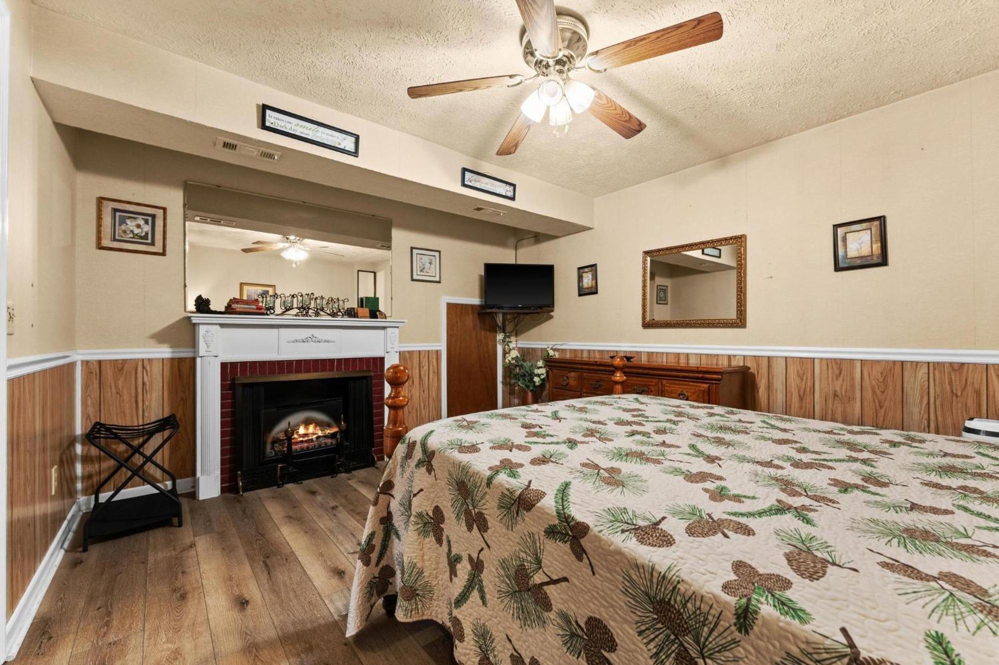 Cascades Inn Tiger Luaran gambar